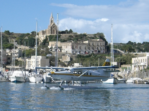 Seaplane in Mgarr harbour
